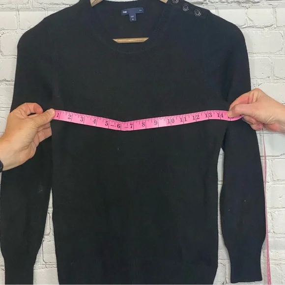 GAP navy crew neck sweater - Picture 5 of 7